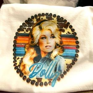 Dolly t-shirt